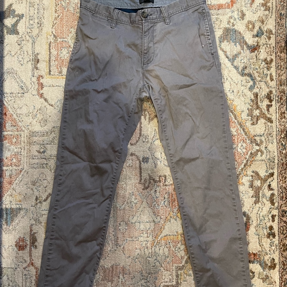 Men’s chinos